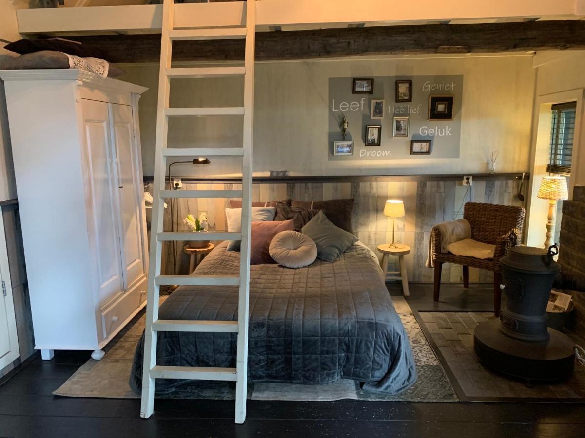 B&B De Tuinfluiter Nieuwleusen Esterno foto